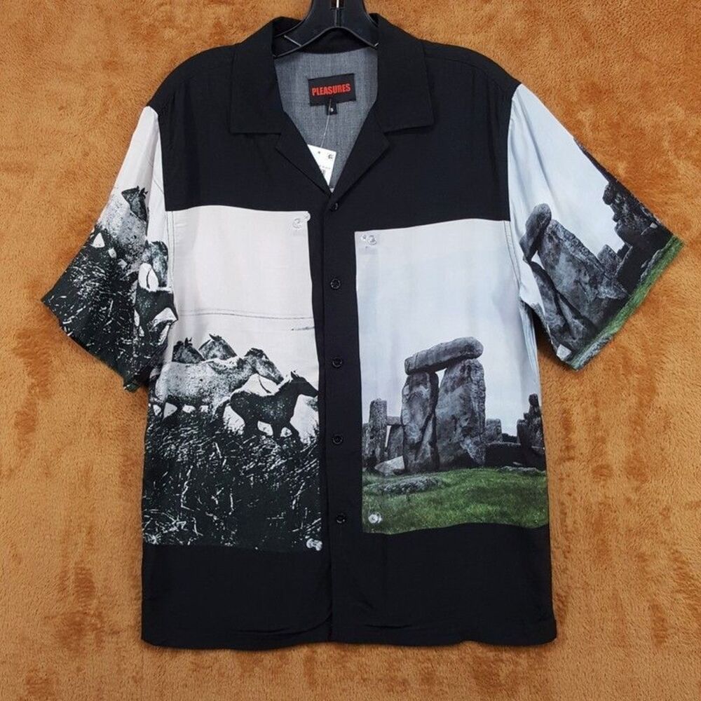 PLEASURES Button Shirt Mens Small Black Graphic Stone Hedge Horse $100